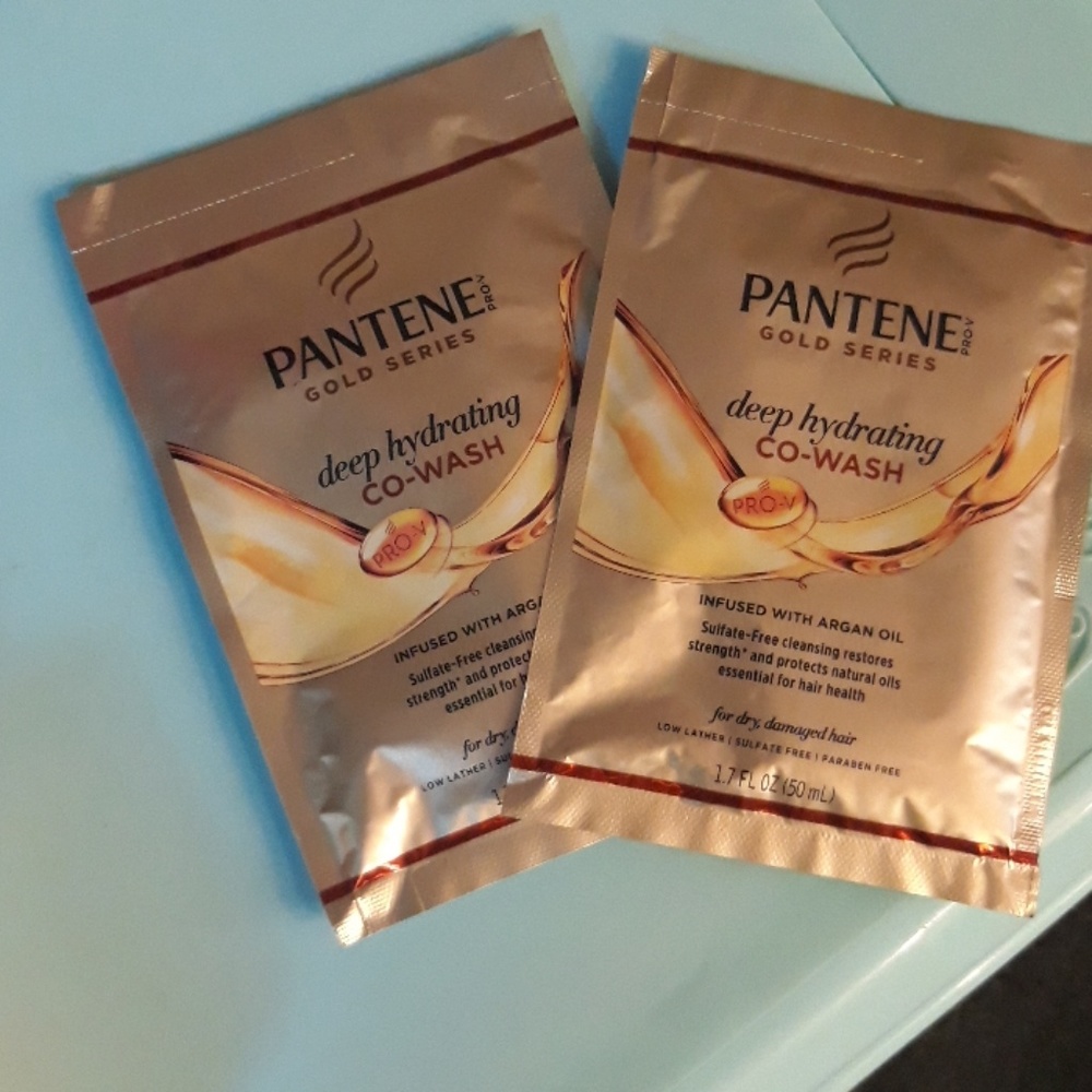 BRAND NEW PANTENE DEEP HYDRATING CO/WASH